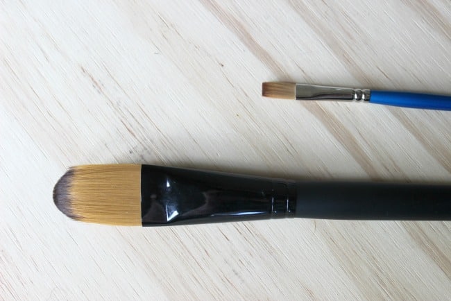 Paintbrushes used to create the beautiful canvas art