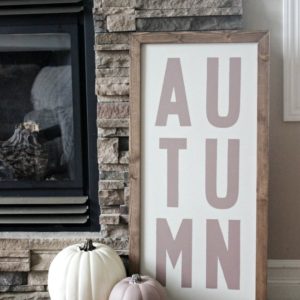 A beautiful cozy home tour for the fall. Love the warm and inviting home decor ideas for autumn!