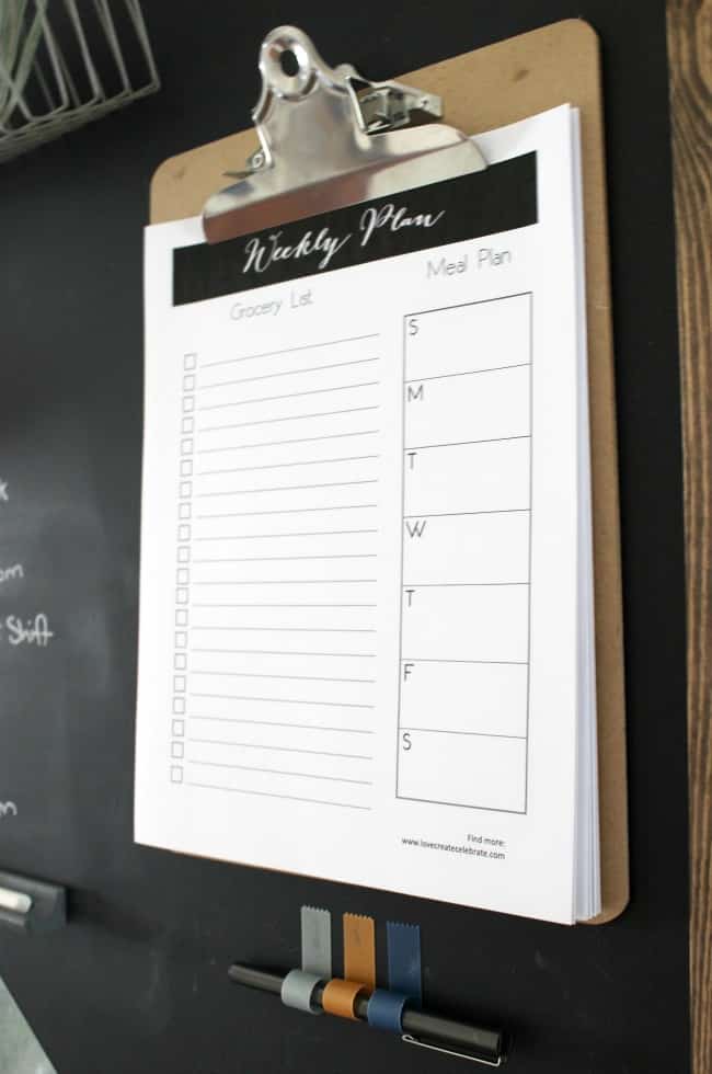 Stay organized and on top of all your tasks with this grocery list printable