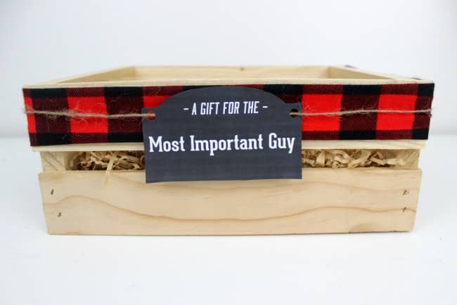 Instead of gift baskets, why not opt for the more manly Gift Crate?! The perfect crate for any guy on your list, plus an amazing list of suggestions!