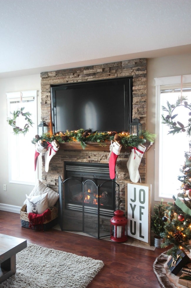 A beautiful rustic and industrial style Christmas Home Tour!