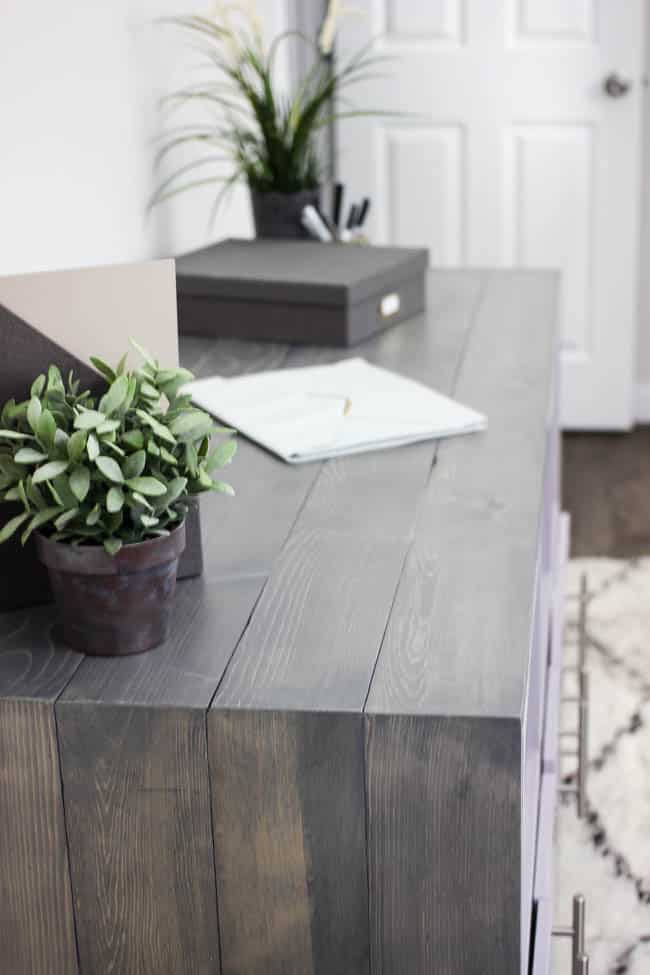 Organize your office or craft space with a beautiful sideboard makeover! "You Look Mauve-lous" is the Beauti-Tone colour of the year and looks gorgeous in the furniture flip!