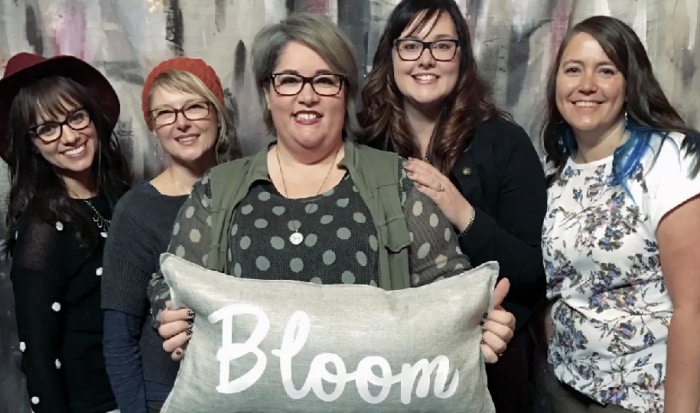 This fabulous group of bloggers loves their Cricut Explore Air 2 to make DIY home decor!