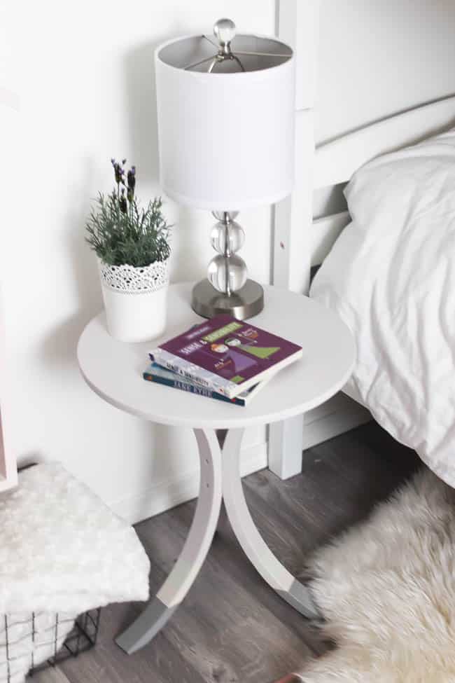 A simple Ikea Hack! Love the redesign of this IKEA side table! All you need is a few Fusion paint colours! Makes for a beautiful new bedroom night stand!