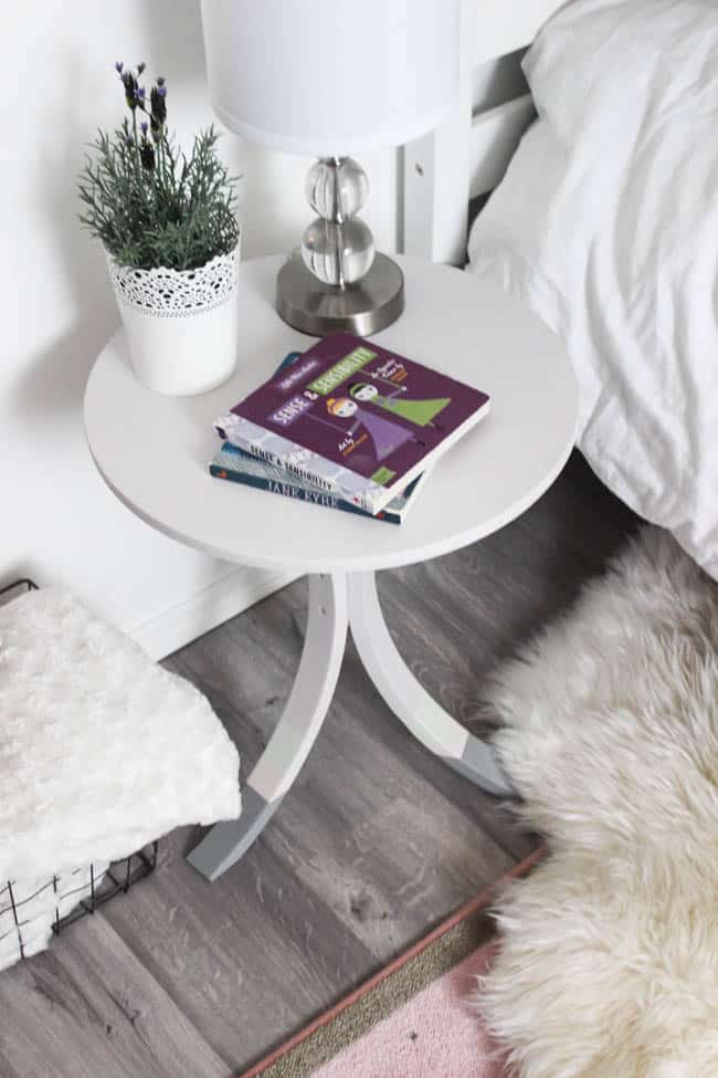 A simple Ikea Hack! Love the redesign of this IKEA side table! All you need is a few Fusion paint colours! Makes for a beautiful new bedroom night stand!