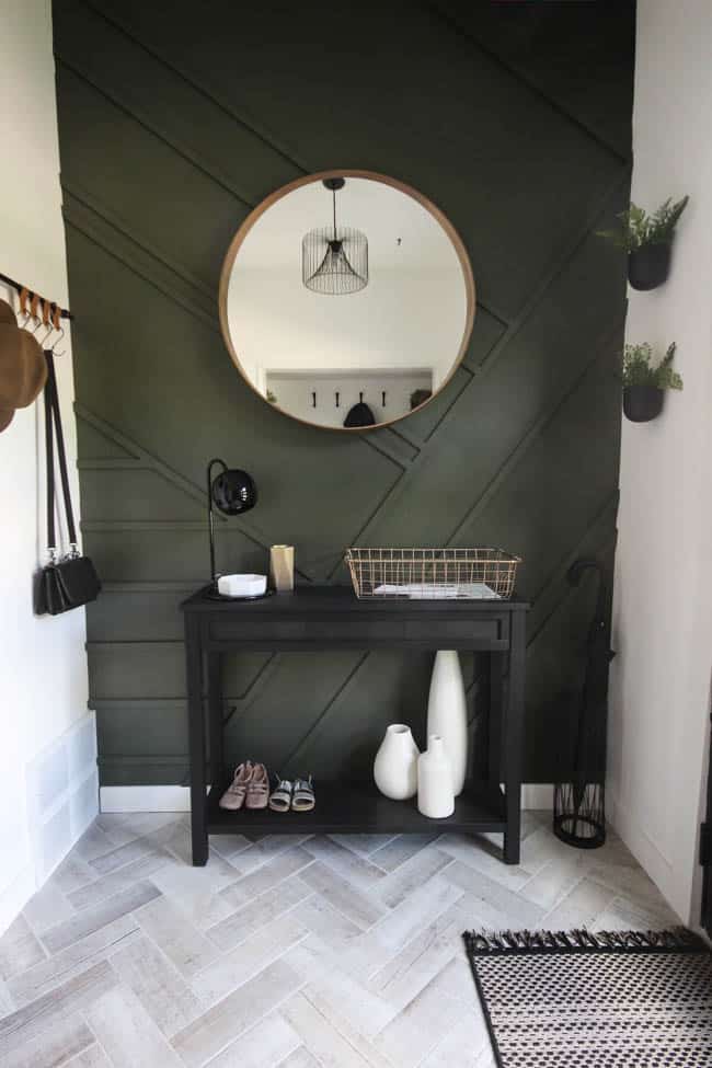 Love this stunning modern entryway makeover!