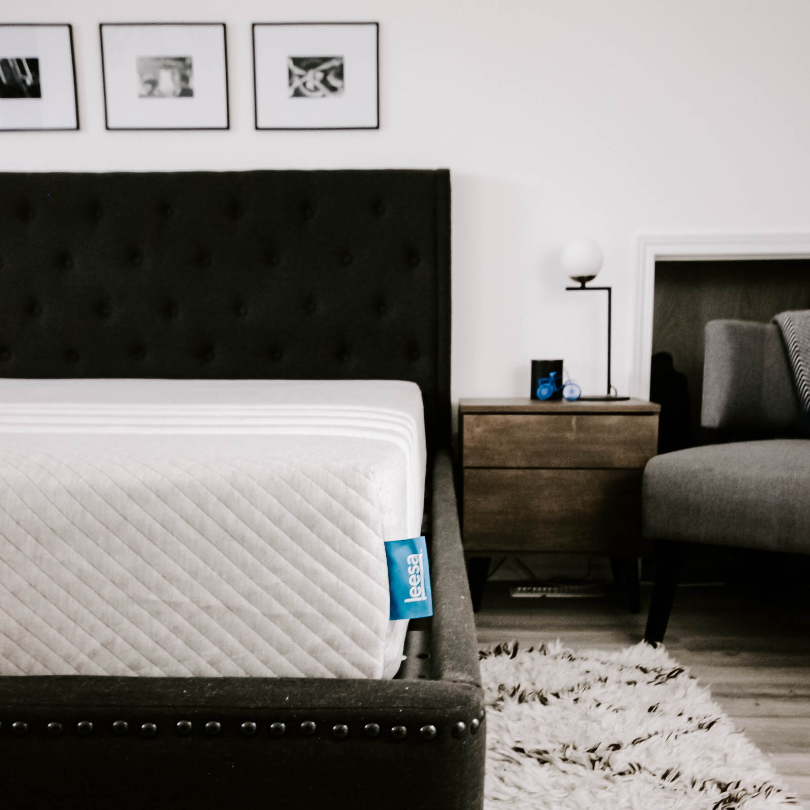 Our most comfortable mattress yet! We can't believe how well we slept after just one night on this new Leesa mattress! If you're looking for a foam mattress in a box, check out this Leesa mattress review first! #sleep #bedroom #modernbedroom