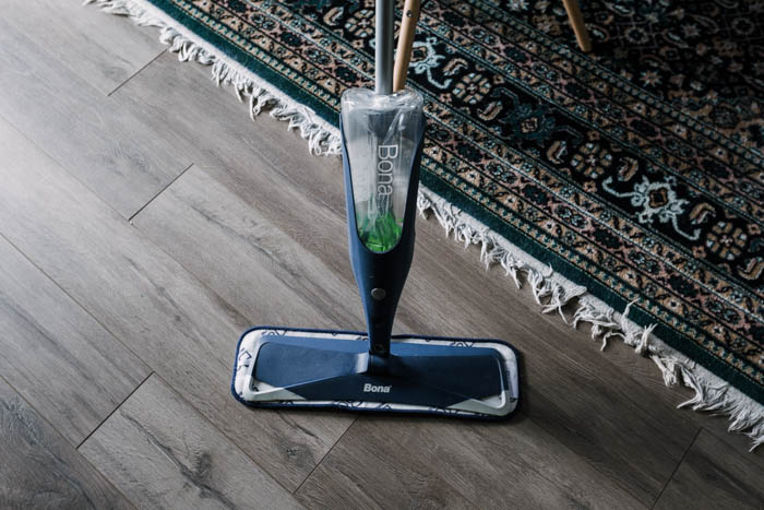 spray mop on laminate floors