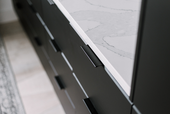 hardware on kungsbacka cabinets