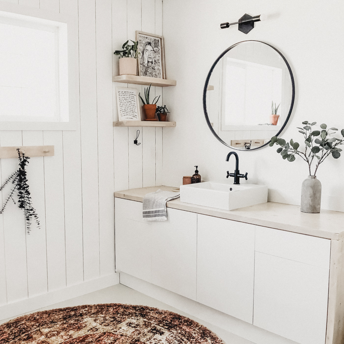 Beautiful Farmhouse Bathroom