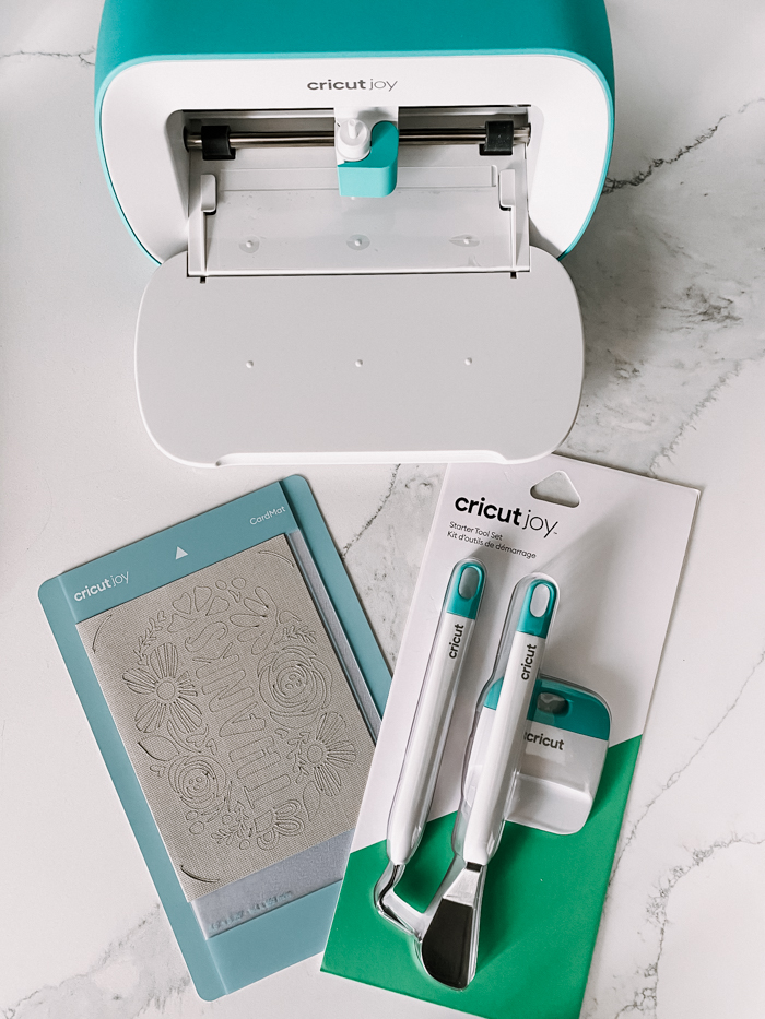 Weeding a Cricut card