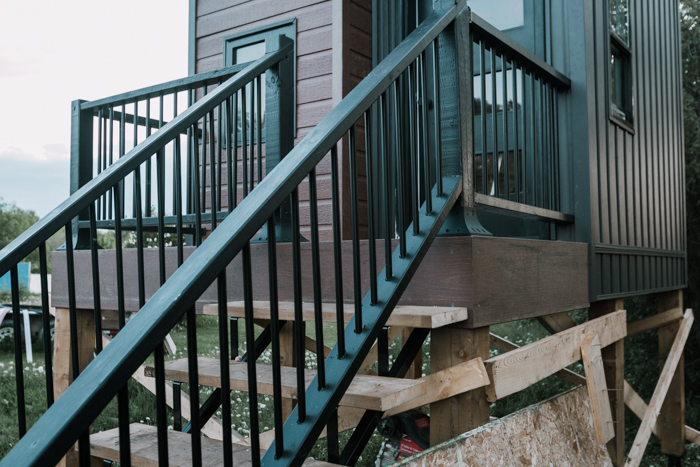 playhouse railing and deck