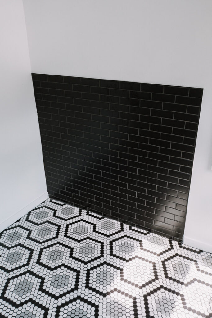 Beautiful modern black and white tile combination