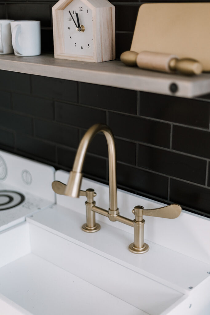 Kids kitchen with backsplash