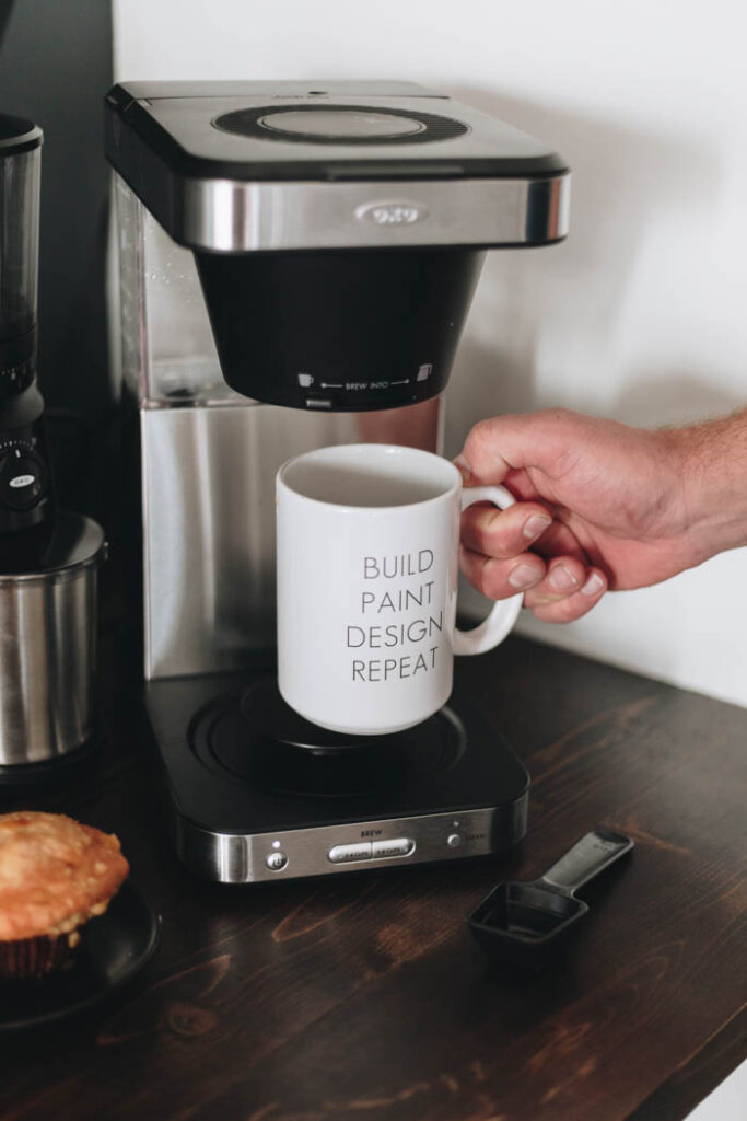 Single cup brew coffee maker