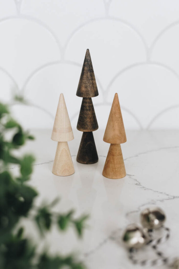 Easy wooden tree decor