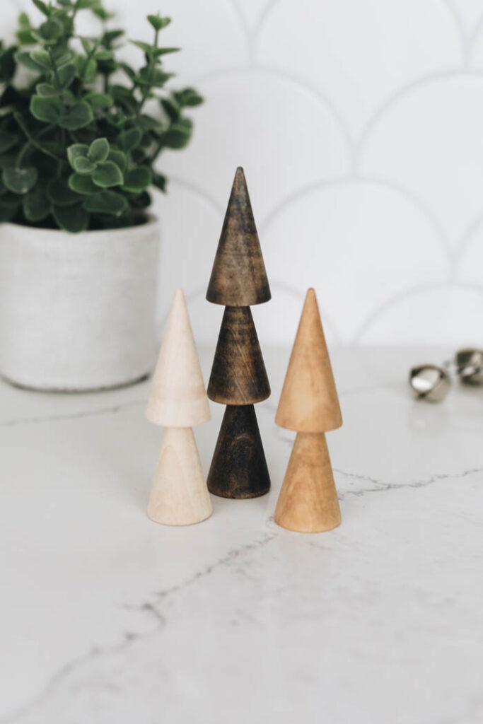 DIY Wooden Christmas Tree Decor