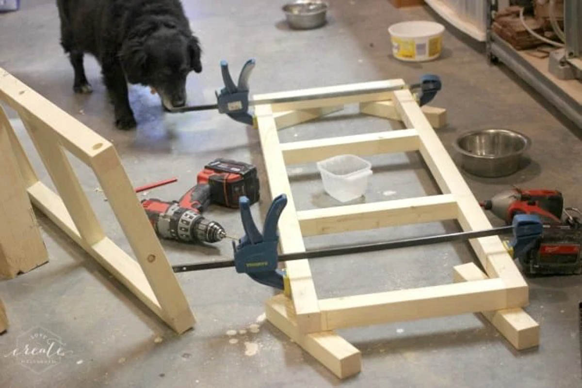 Attaching wood pieces for pendant light frame