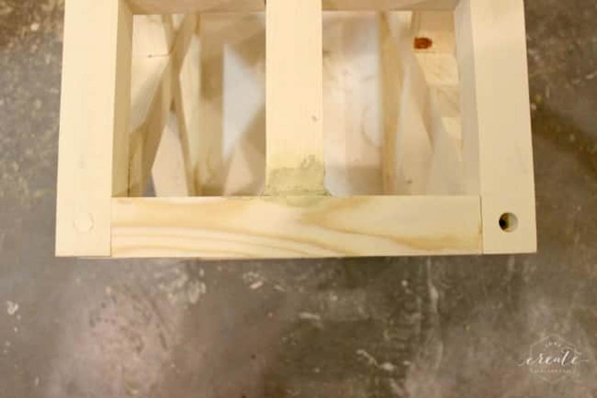 Using wood filler on the industrial pendant light