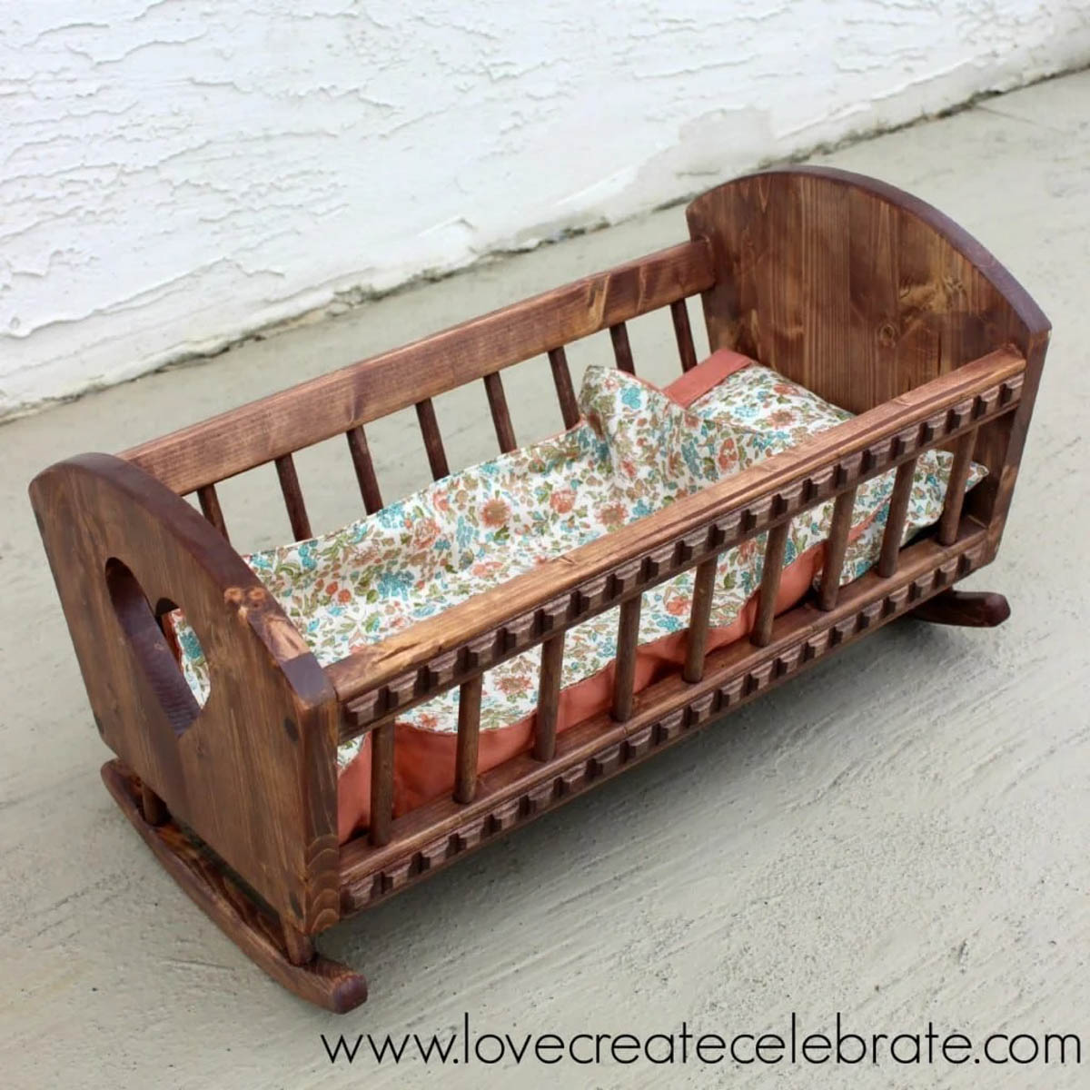 Finished DIY baby doll's crib