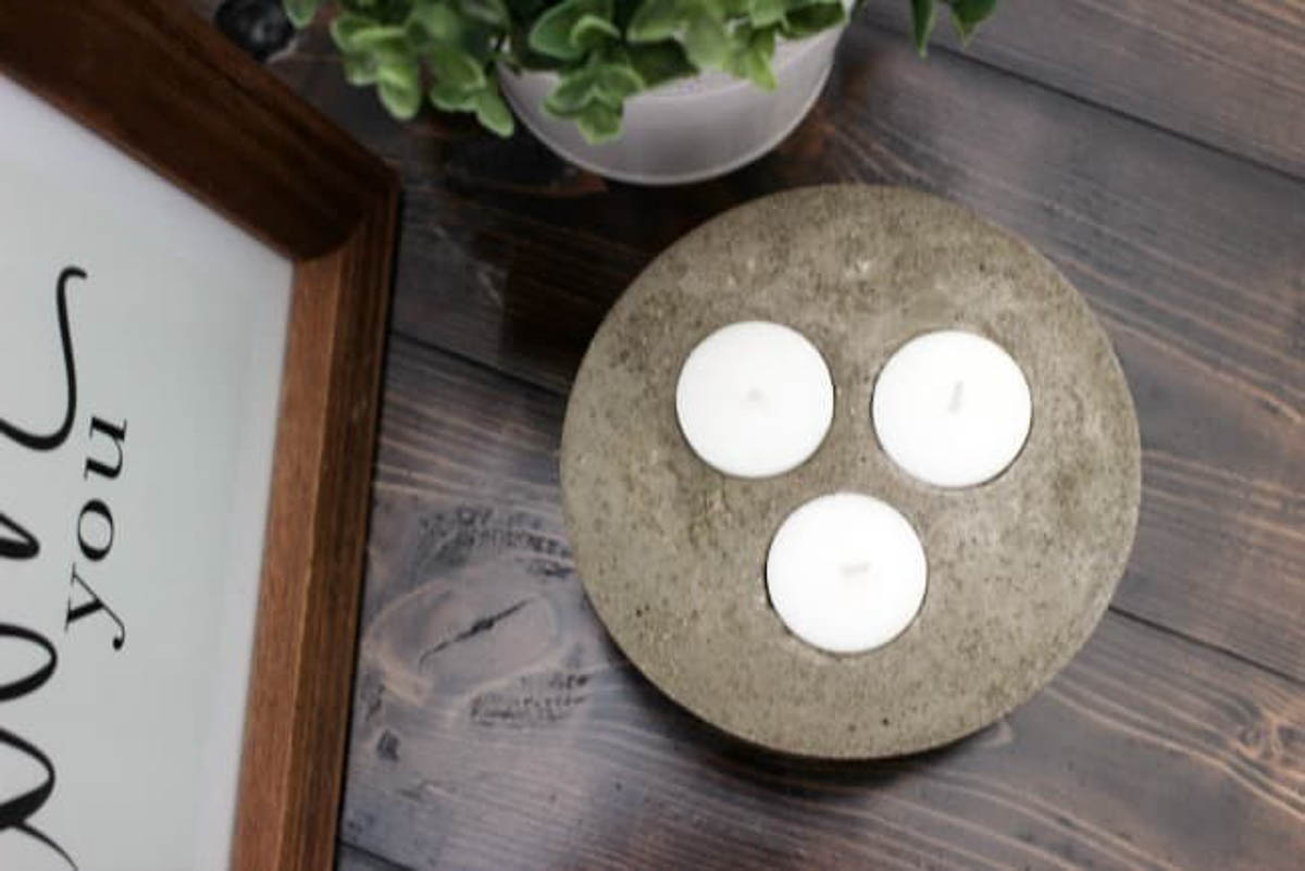 Overhead picture of concrete candle holder
