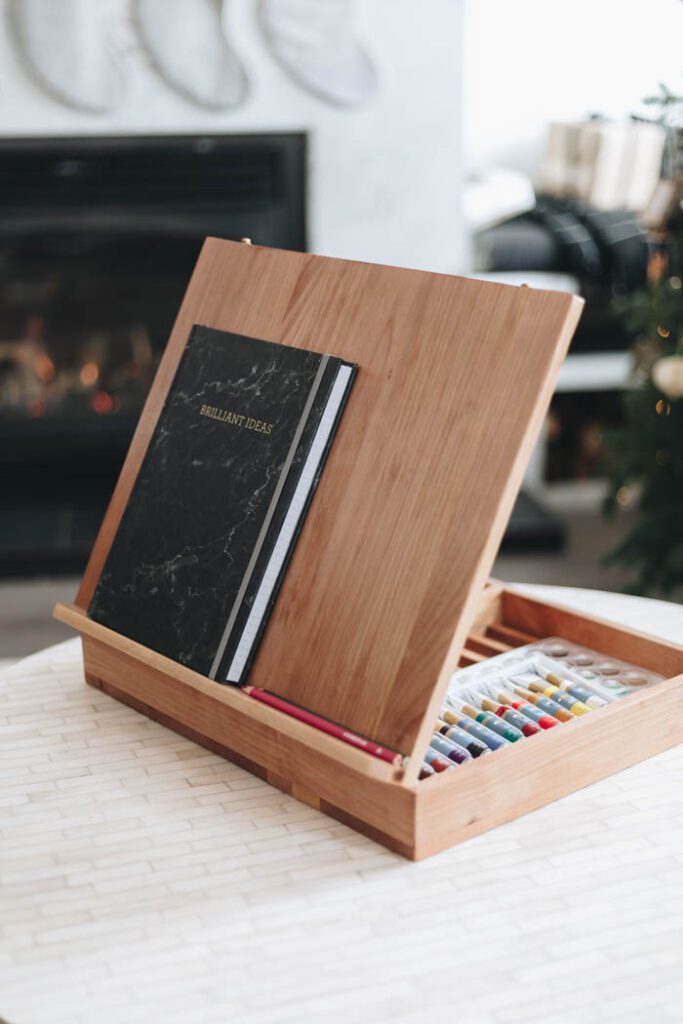 front view of DIY Tabletop Easel with note book