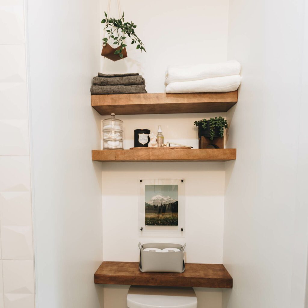 DIY Floating Shelves