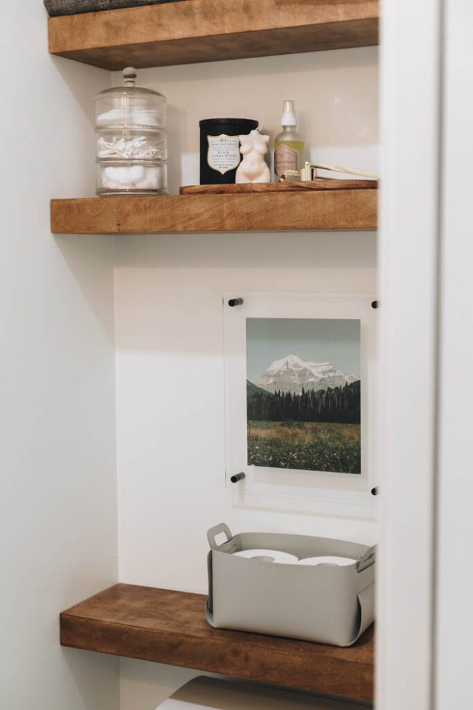 DIY Floating Shelves