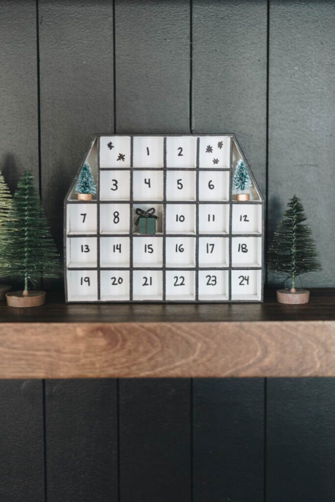 DIY Christmas Countdown Calendar