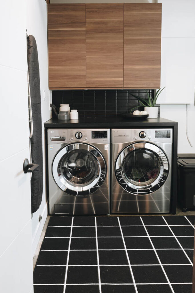 Laundry Room Makeover