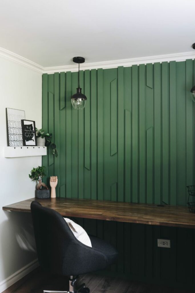 Minimalist Shelf in Study Room